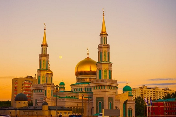 Russia Eyeing Share in Global Islamic Finance, Halal Industries