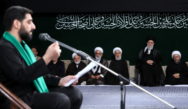 Ceremonia de luto por Muharam con presencia del Líder Supremo de la Revolución Islámica, el ayatolá Seyed Ali Jamenei