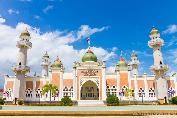 थाईलैंड में महत्वपूर्ण पर्यटन आकर्षण मस्जिद 