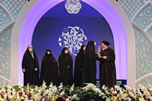 Abschluss des nationalen Koranwettbewerbs der Frauen in Täbris