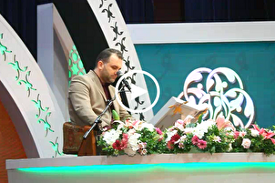 Mohsen Qassemi Recites Quran at Iran’s 45th Nat’l Quran Competition (+Video)