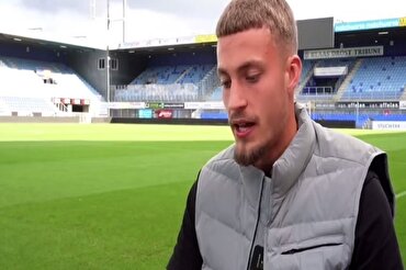 Futbolista holandés recita el Corán (+Video)
