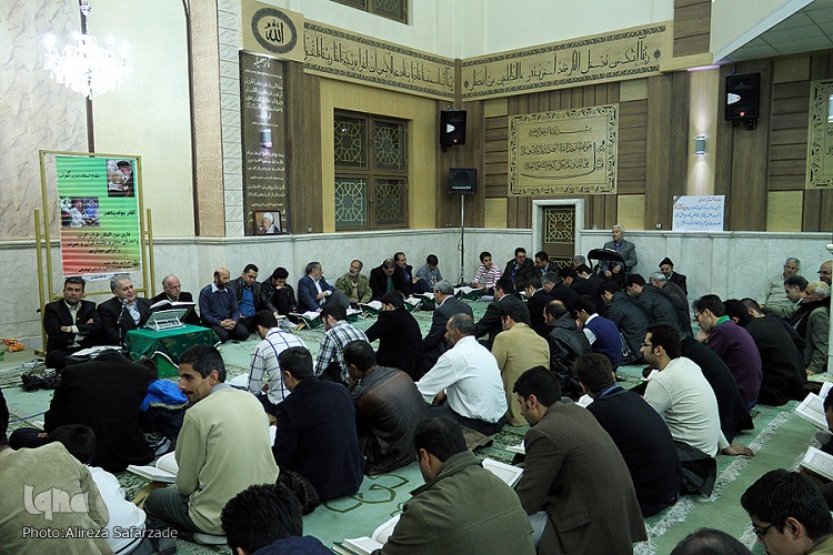 محمدجواد پناهی و پیمودن مسیر معلولیت تا مأذنه‌ حرم رضوی با عشق به قرآن