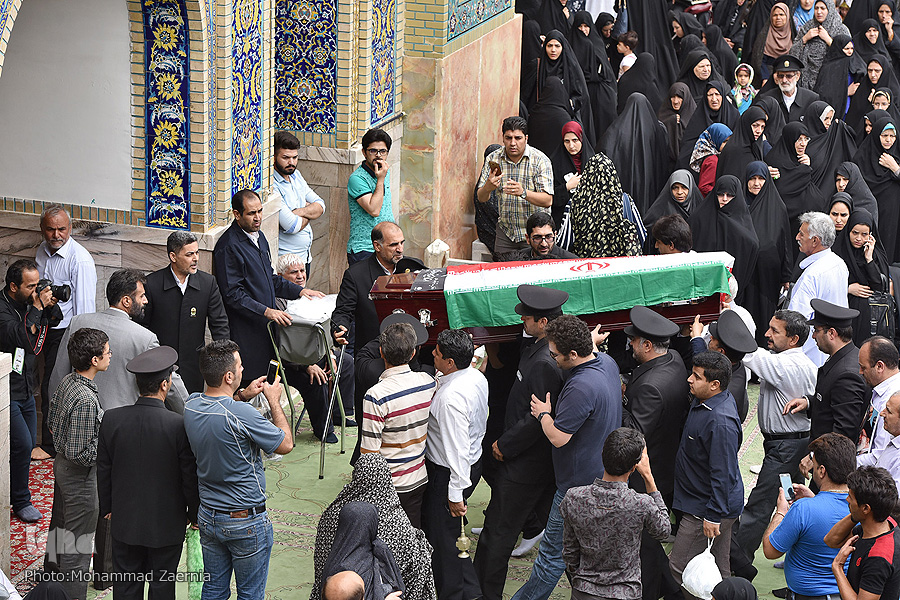 ترانه طواف در حرم؛ آخرین سروده پدر شعر انقلاب ترانه طواف در حرم؛ آخرین سروده پدر شعر انقلاب