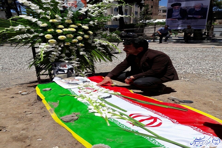 ناگفتنی های زندگی پدر شعر انقلاب و رابطه صمیمی وی با رهبر معظم انقلاب ناگفتنی های زندگی پدر شعر انقلاب و رابطه صمیمی وی با رهبر معظم انقلاب