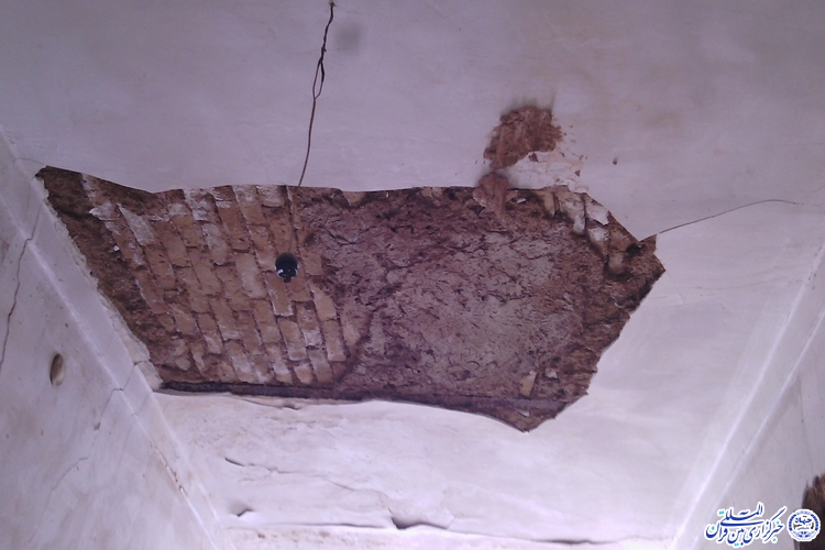 نابودی مدرسه هزار ساله سبزوار توسط موریانهها نابودی مدرسه هزار ساله سبزوار توسط موریانهها