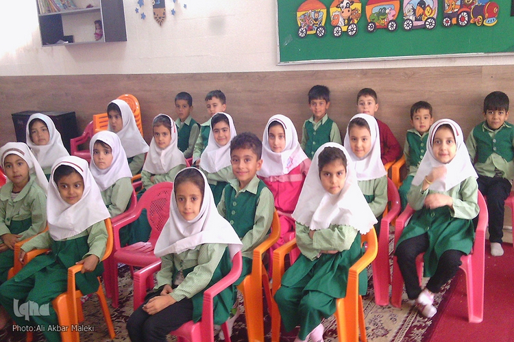 یک دارالقرآن برای 300 هزار نفر/ معلمانی آماده برای تدریس و نبود محل تدریس یک دارالقرآن برای 300 هزار نفر/ معلمانی آماده برای تدریس و نبود محل تدریس