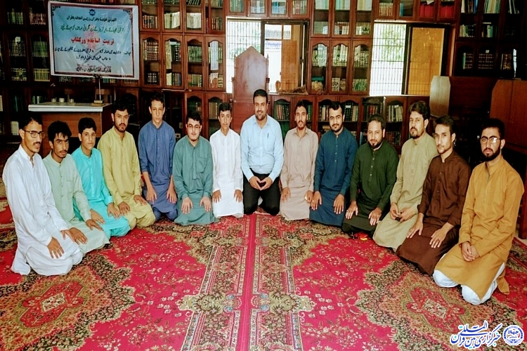 اقامه نماز شکر برای آموزش قرآن در پاکستان