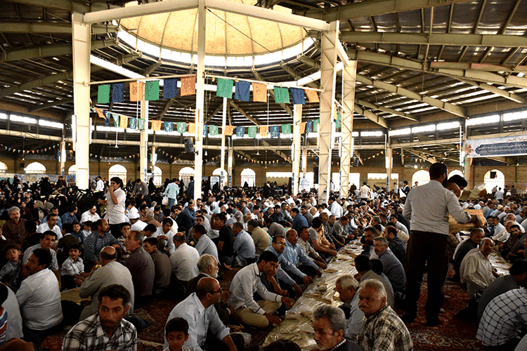 اطعام 14 هزار نفر در 25 مسجد سبزوار