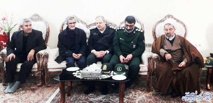 شهادت نیز به افتخارات قرآنی فرزندم افزوده شد