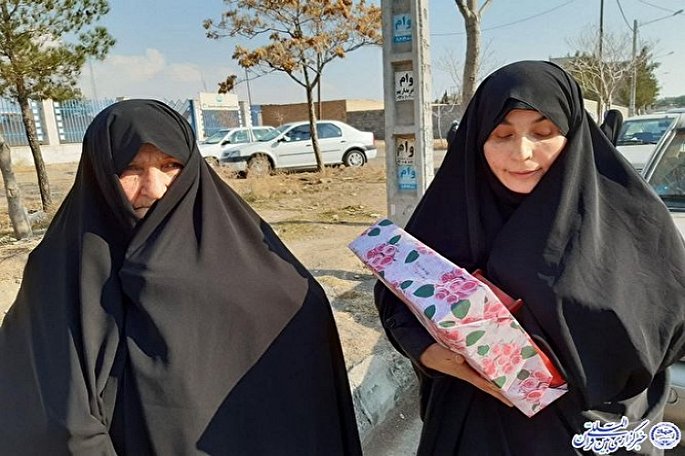 زیارت با چشم دل/ حاضرم پایش را روی چشمانم بگذارد