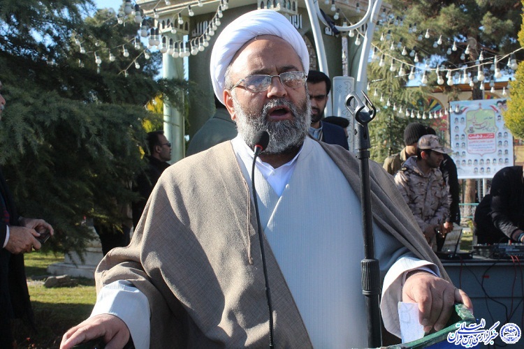 وحدت بر محور ولایت؛ از مولفه&lrm;های پیروزی در سال 57