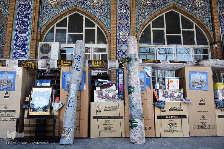 اهدای 33 سری جهیزیه به زوجین جوان در تایباد