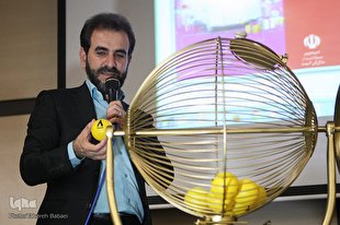 برگزاری قرعه‌کشی برترین‌های آزمون حفظ و مفاهیم قرآن + عکس