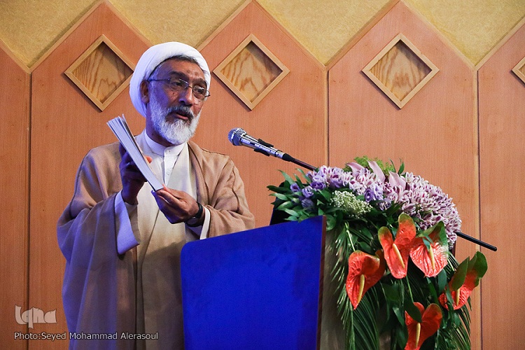 سنت جوانگرایی در دستگاههای کشور رایج شود سنت جوانگرایی در دستگاههای کشور رایج شود