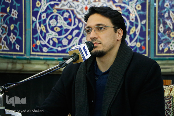 تلاوت حمید شاکرنژاد از سوره &laquo;قیامه&raquo;