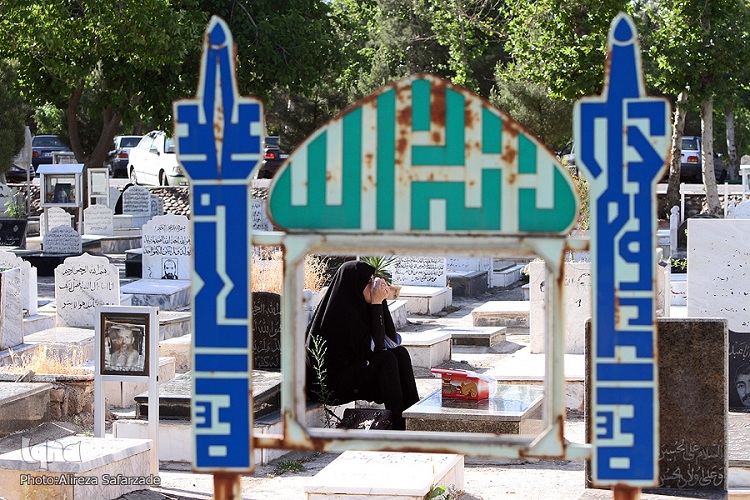 تعطیلی آئین چراغ برات در بقعه متبرکه امامزاده محمد عابد(ع) کاخک