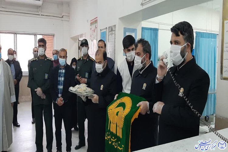 توزیع 48 هزار پرس غذای متبرک حرم رضوی در بیمارستانهای استان خراسان رضوی توزیع 48 هزار پرس غذای متبرک حرم رضوی در استان خراسان رضوی