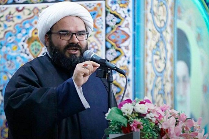 قانون، متولی امور قرآنی کشور را مشخص کند