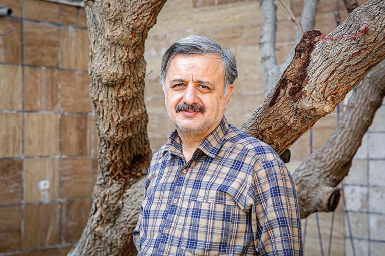 امروزه آموزه‌های دینی در شعر آئینی و مذهبی پررنگ نیست