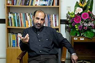 تقرب به معرفت امام حسین(ع) با اشک حاصل می‌‌شود