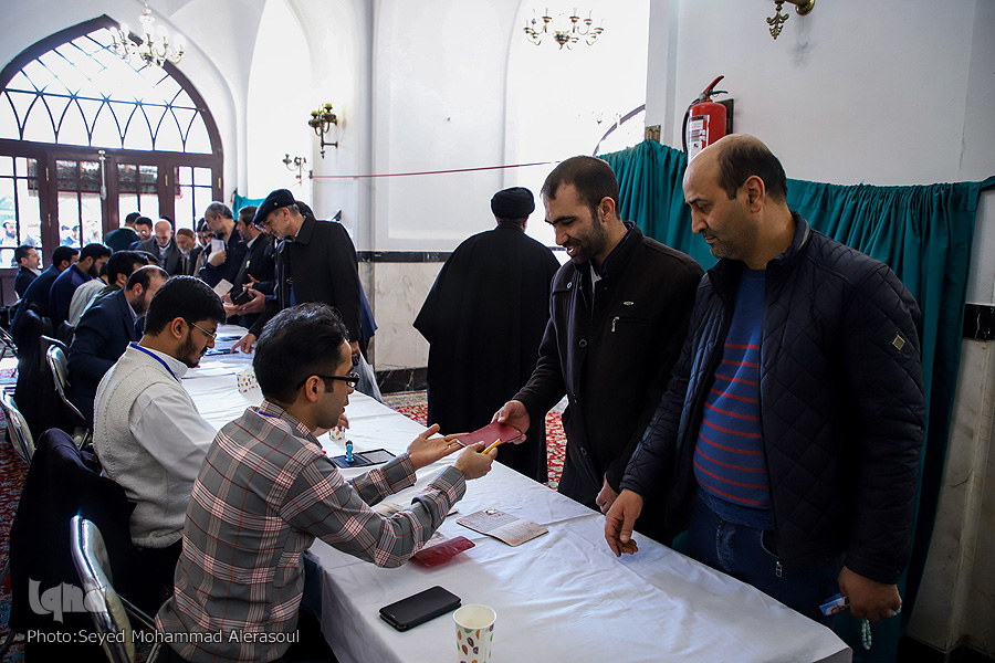 انتخابات سرمایه&zwnj;گذاری مردم برای آینده خویش است