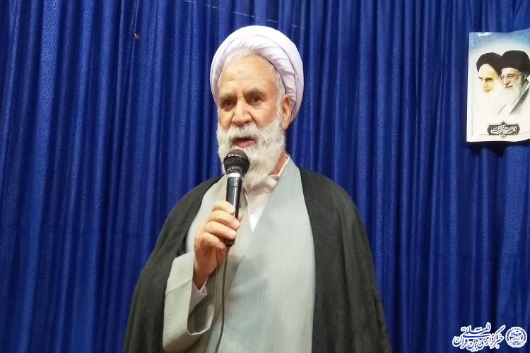 حوزه&zwnj;های علمیه مرکزی برای رشد فعالیت&zwnj;های فرهنگی است