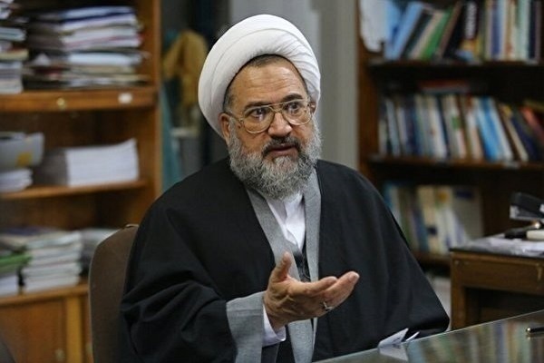 اختلاف نظر مفسران در معنای کلمه «الرحمن» + صوت