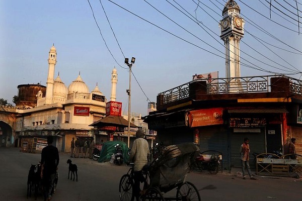 هند اجتماع بیش از 20 نفر را در مسجد تاریخی ممنوع کرد