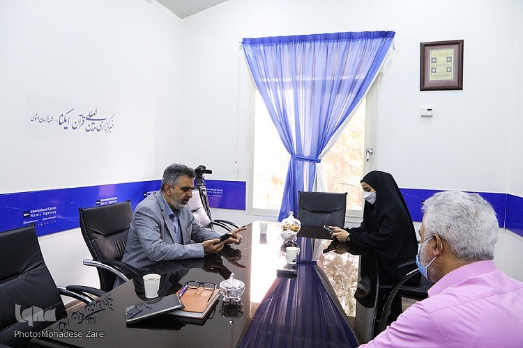 حضور محمد رضا صابری معاونت فرهنگی و دانشجویی دانشگاه علوم پزشکی مشهد در تحریریه ایکنا حضور محمد رضا صابری معاونت فرهنگی و دانشجویی دانشگاه علوم پزشکی مشهد در تحریریه ایکنا