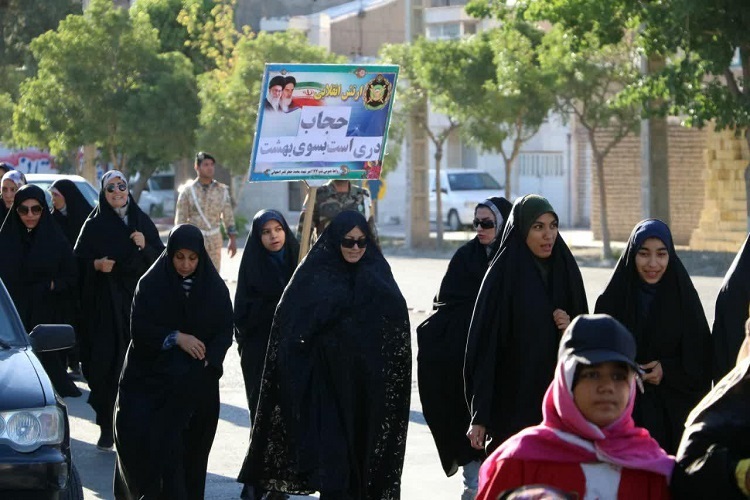 حجاب تنها در ظاهر نیست بلکه رفتار و کردار هم باید محجبه باشد