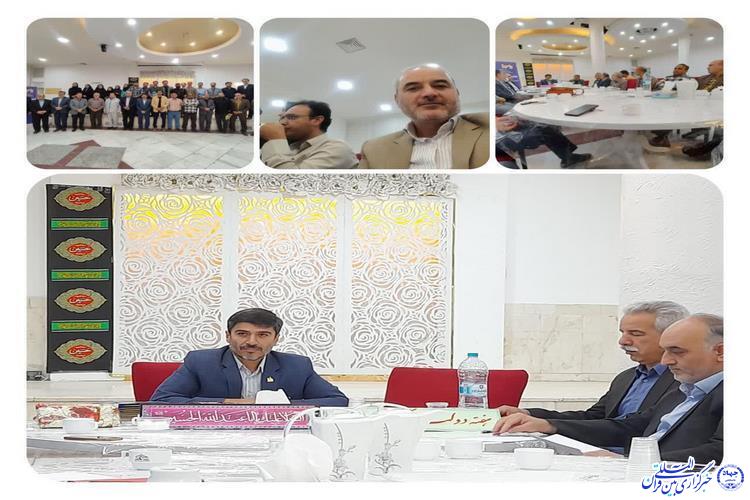 نشست سید ولی الله حسینی رئیس آموزش و پرورش سبزوار