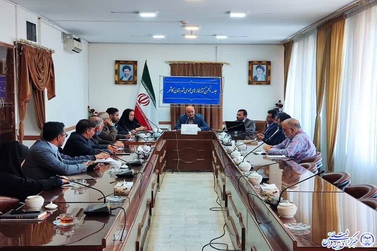 نشست محمد فیض عارفی، رئیس اداره کتابخانه‌های عمومی کاشمر