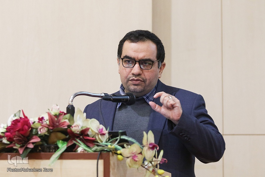 پژوهشگران و فناوران برتر دانشگاه فردوسی تجلیل شدند پژوهشگران و فناوران برتر دانشگاه فردوسی تجلیل شدند