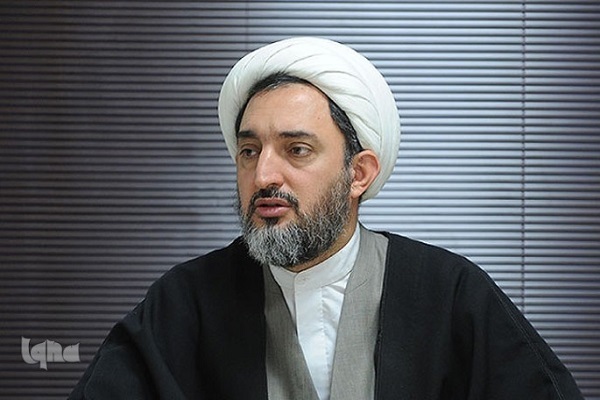 حجت‌الاسلام والمسلمین محمد حاج‌ابوالقاسم دولابی رئیس مرکز ارتباطات دولت و روحانیت و مشاور رئیس‌جمهور