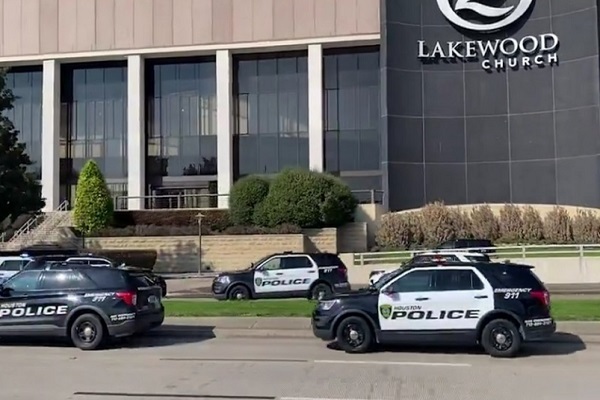 یک کشته و دو مجروح در حادثه تیراندازی کلیسای تگزاس آمریکا