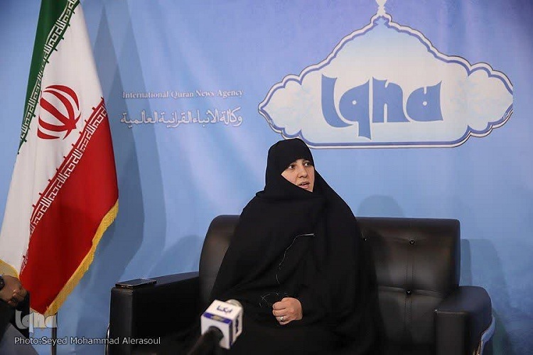 کیمیا کبیری، مؤلف کتاب آموزش روخوانی قرآن و مدرس قرآن کریم