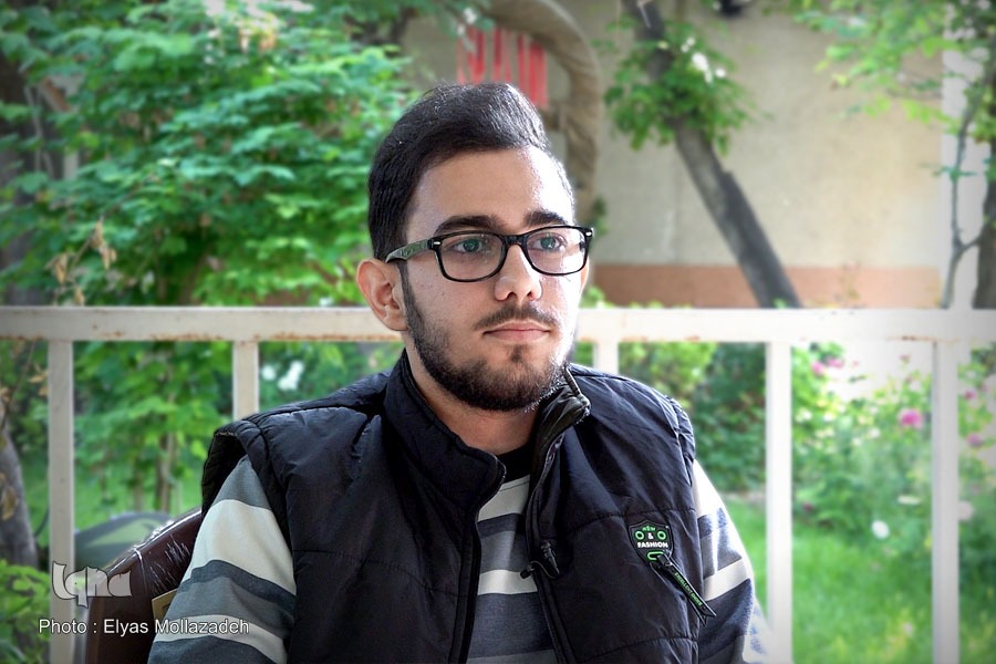 سیدمحمدحسین میرعلی اکبری، نفر اول مسابقات  قرآن و عترت دانش‌آموزان خراسان رضوی،