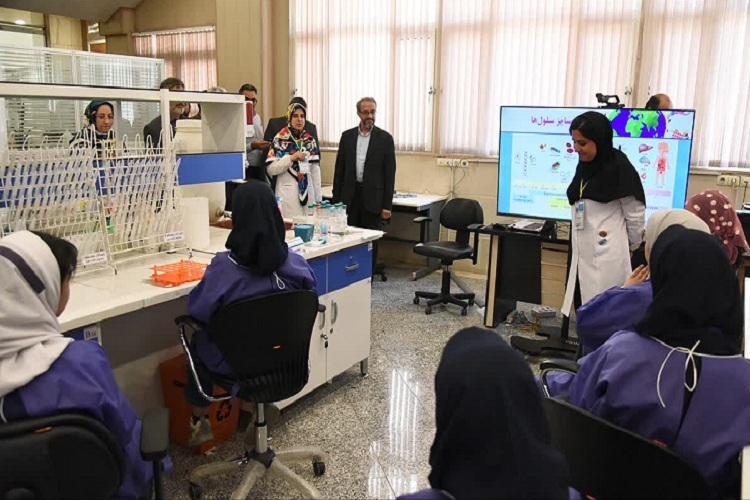 کارگاه «اکتشاف گران کوچک» جهاددانشگاهی خراسان رضوی