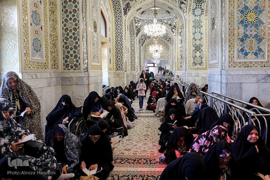 دعای عرفه حرم مطهر رضوی