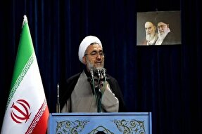 مأموریت امام حسین(ع) تبدیل نهضت حسینی به الگوی سیاسی و مذهبی بود