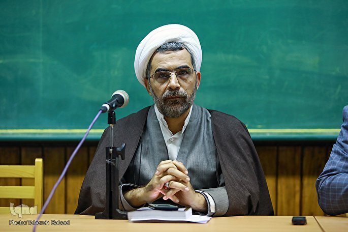 در حسرت علم می‌مانیم