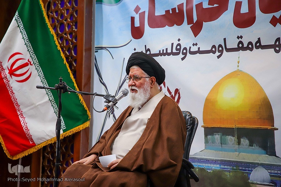 آیت الله علم الهدی امام جمعه مشهد