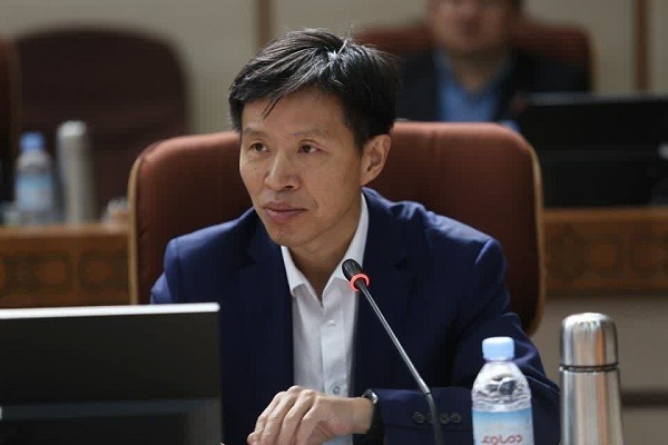 از سال ۱۳۴۳ مطالعات ایران‌شناسی را آغاز کرده‌ایم