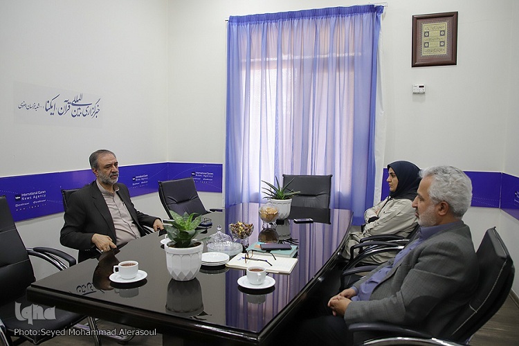 سیدعلی سرابی، پیشکسوت قرآنی و عضو شورای توسعه فرهنگ قرآنی سیدعلی سرابی، پیشکسوت قرآنی و عضو شورای توسعه فرهنگ قرآنی