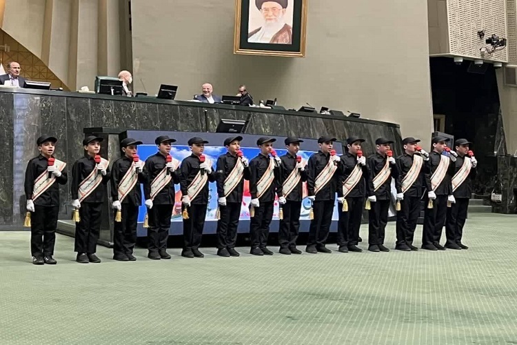 درخشش دهه نودیها در کانون فرهنگی شهید محمدیانی سبزوار درخشش دهه نودیها در کانون فرهنگی شهید محمدیانی سبزوار