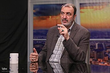 فیلم | مذاکره و دیپلماسی؛ سبک متفاوت فرماندهی سردار سلیمانی