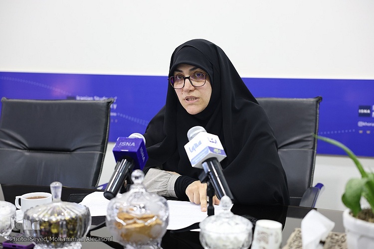 زهرا شوشتری، فرزند سردار ِشهید نورعلی شوشتری