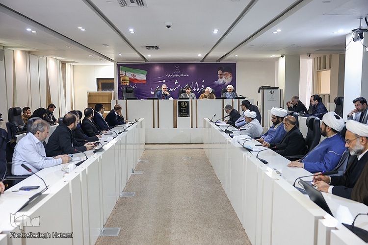 نشست «هم‌اندیشی دست‌اندرکاران ستاد اقامه نماز»