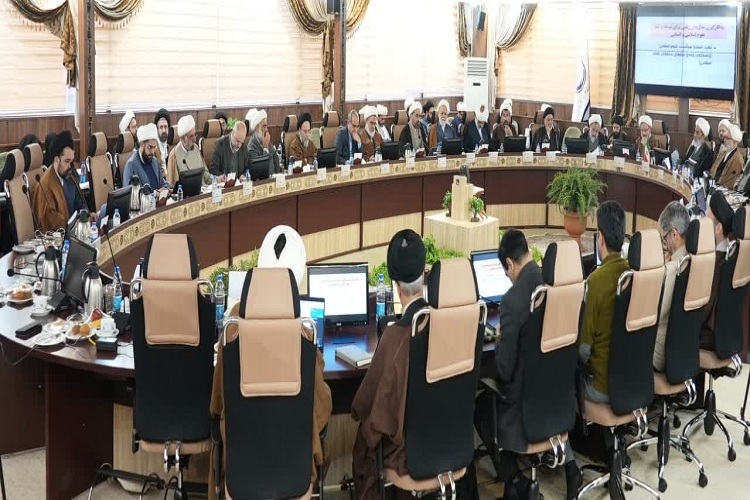 هم‌اندیشی ظرفیت‌ها و چالش‌های هوش مصنوعی در علوم اسلامی در مشهد برگزار شد